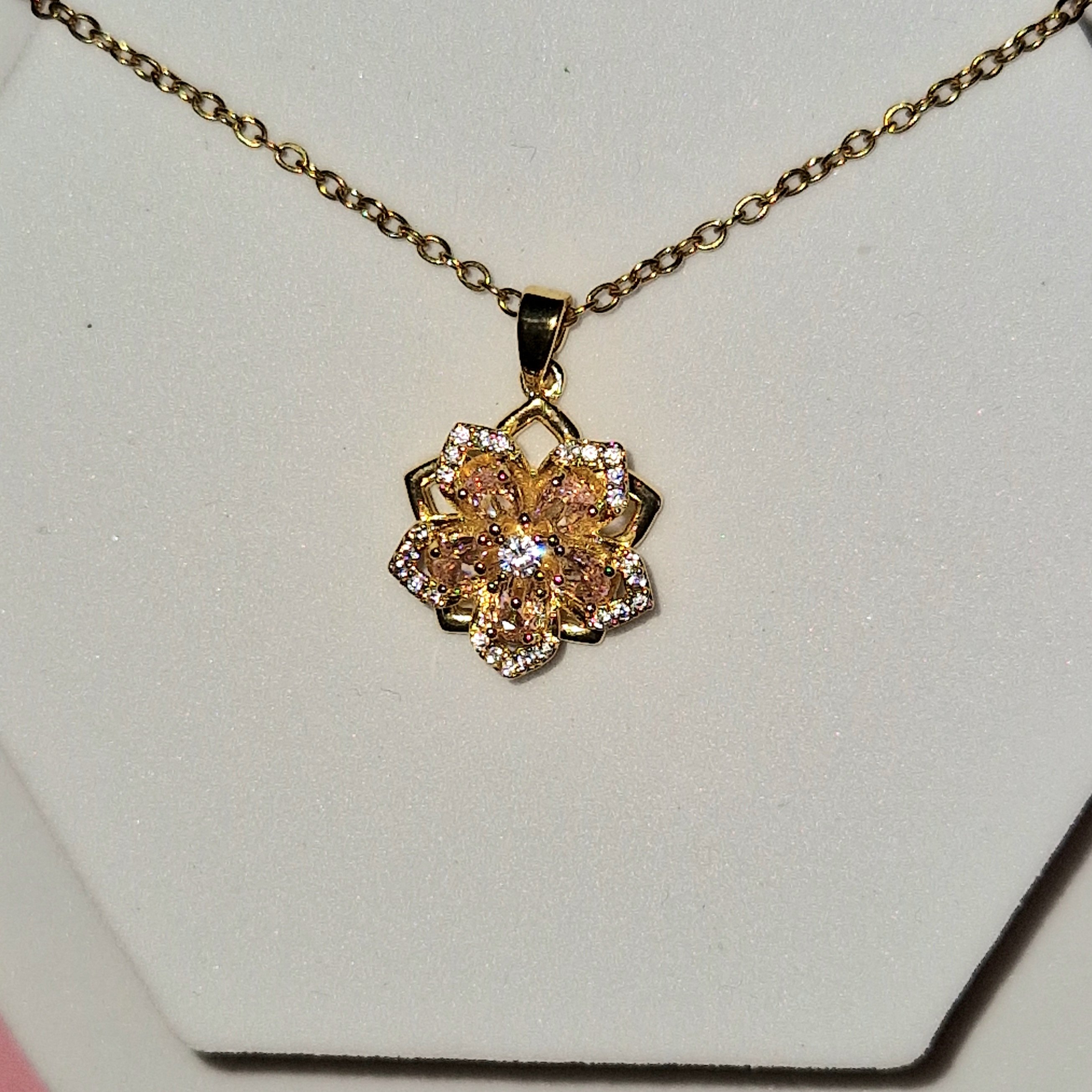 Champagne Necklace Candle - Image 5