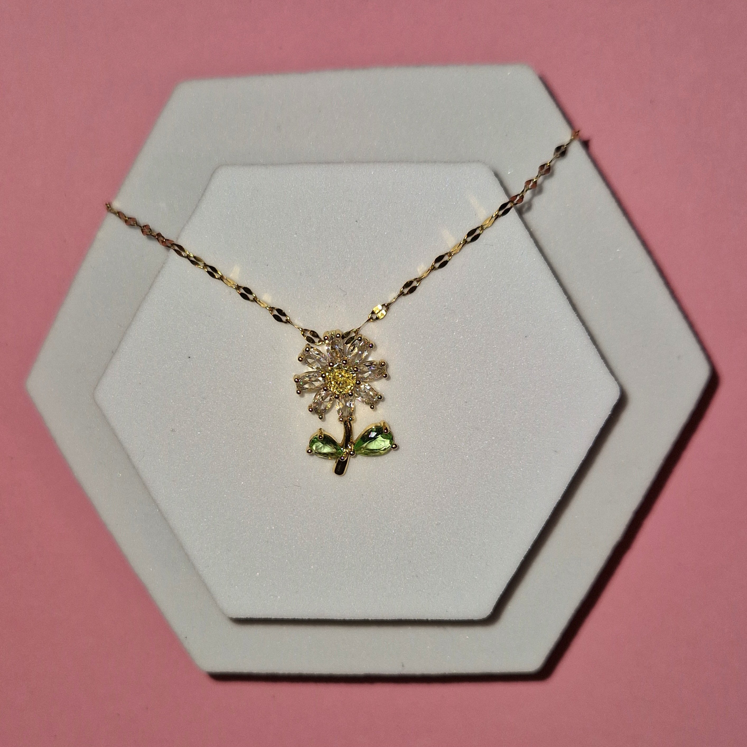 Gardenia Necklace Candle - Image 4